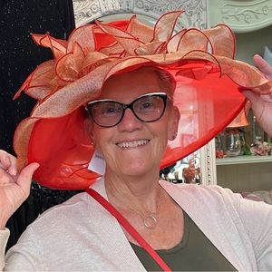 Meet your Posher, Debbie